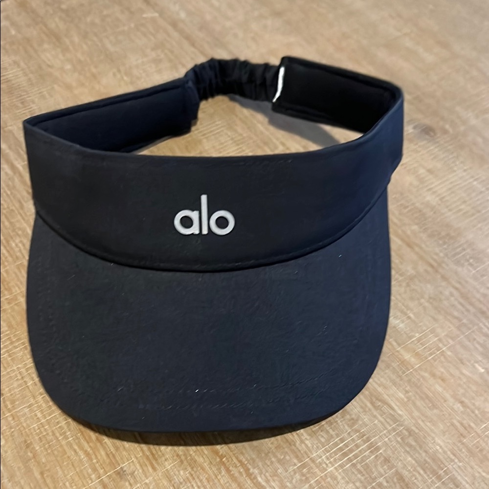 ALO Yoga Women’s Black Visor